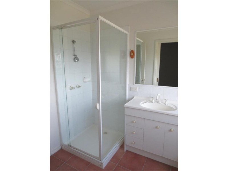 4/12-14 Karlovac Court, Bell Park VIC 3215