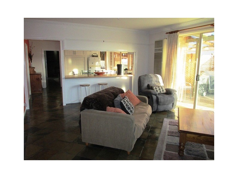 5 Ingrid Court, Herne Hill VIC 3218