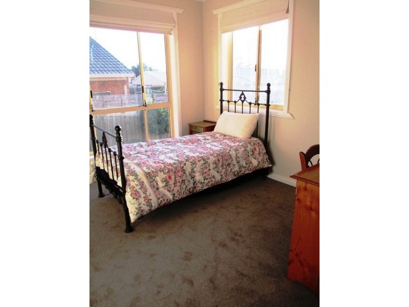 5 Ingrid Court, Herne Hill VIC 3218