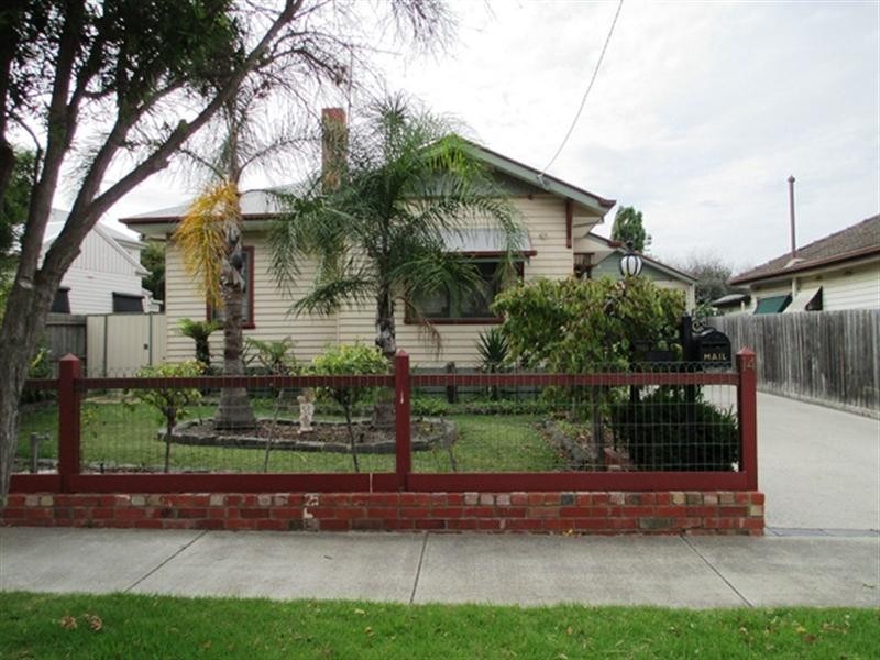 14 Girton Crescent, Manifold Heights VIC 3218