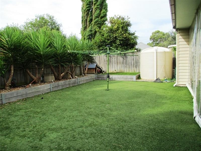 14 Girton Crescent, Manifold Heights VIC 3218