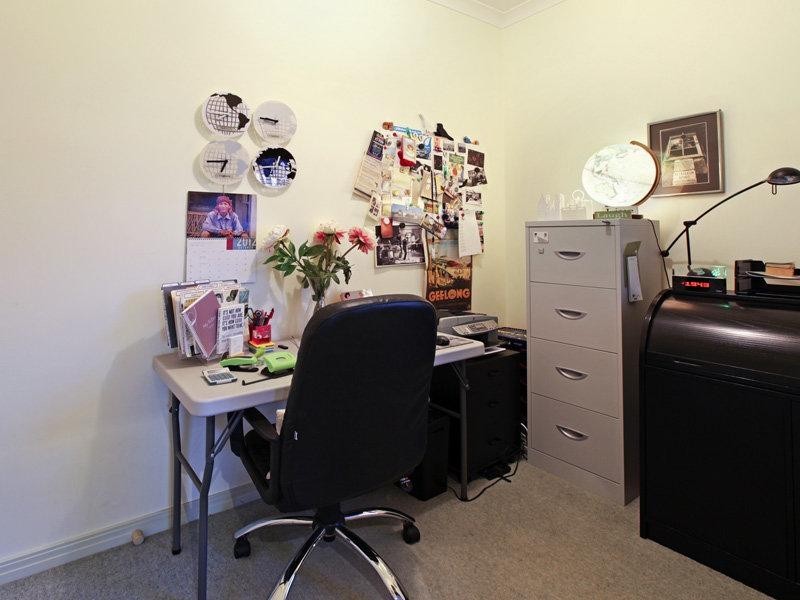 11 Belfast Street, Newtown VIC 3220