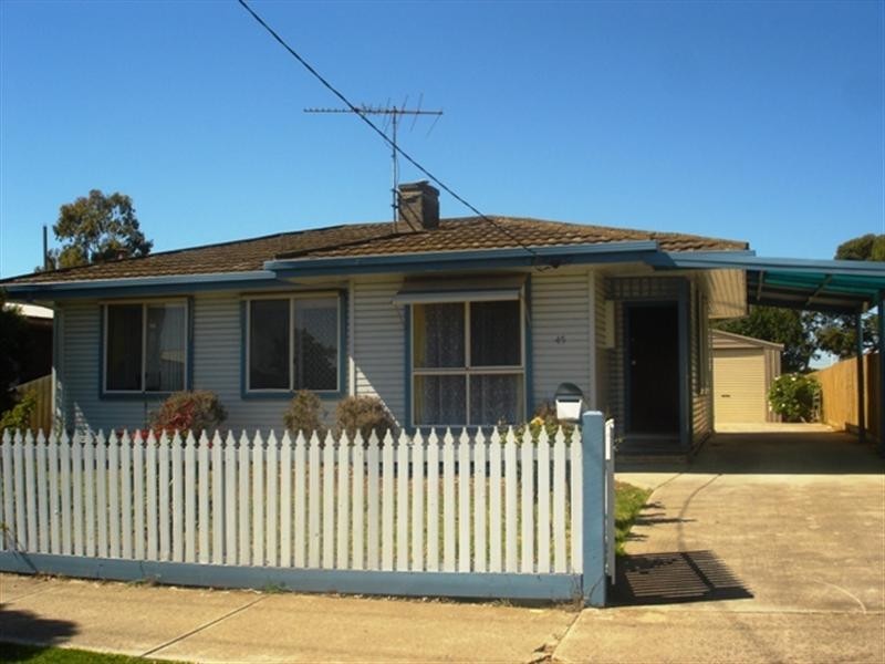 45 Rose Avenue, Norlane VIC 3214