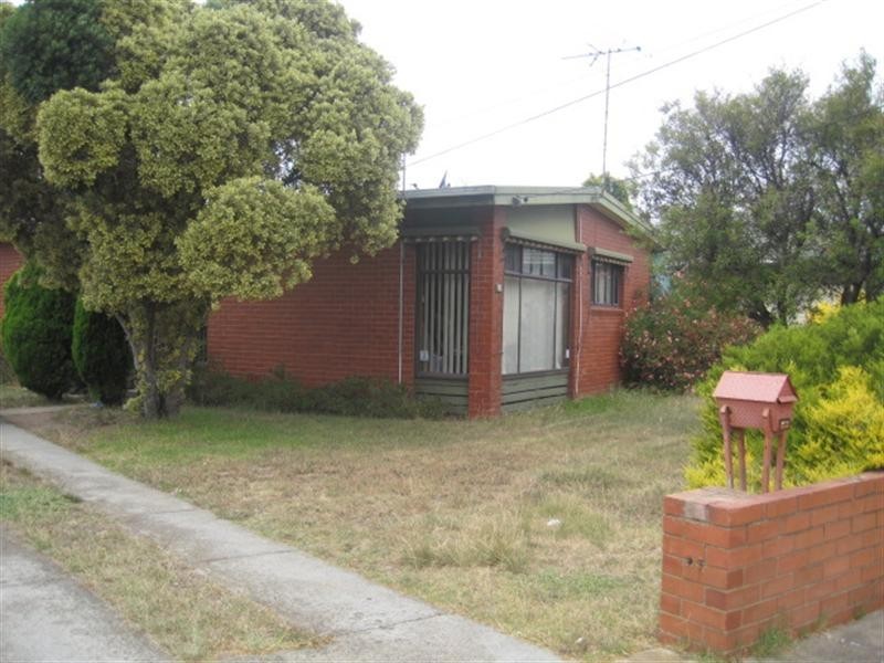 6 Gambier Grove, Corio VIC 3214
