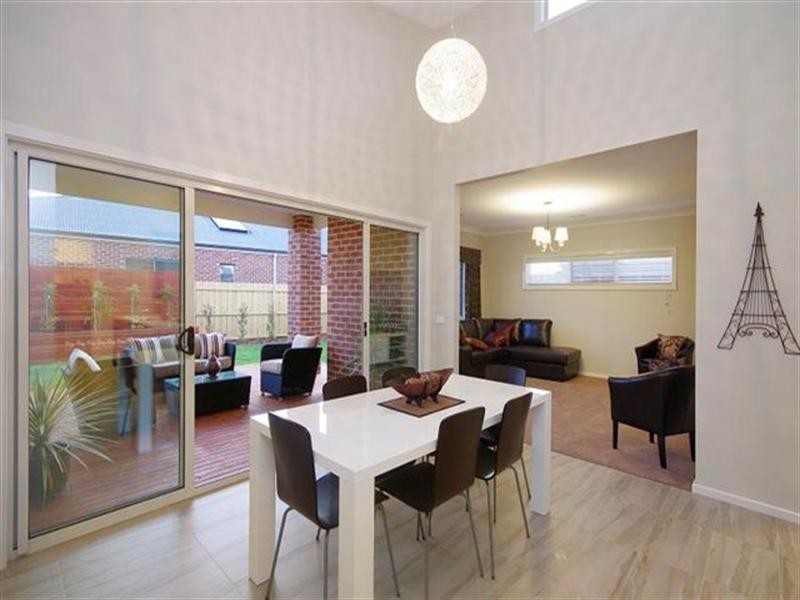 20 Silky Oaks Lane, Connewarre VIC 3227