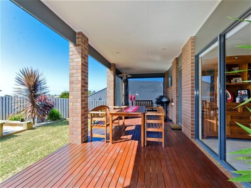 4 Greenfinch Way, Wandana Heights VIC 3216