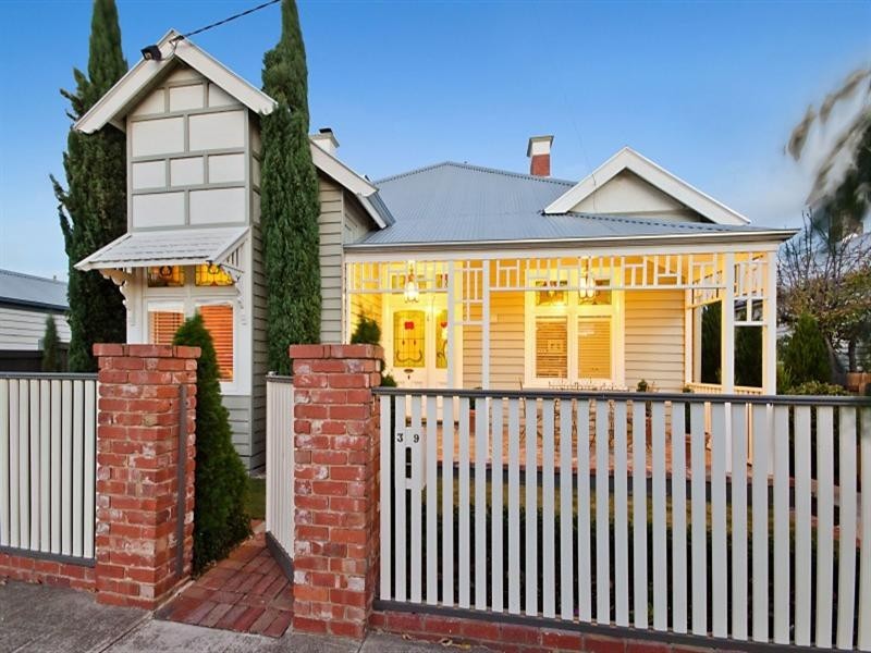 39 Fitzroy Street, Geelong VIC 3220