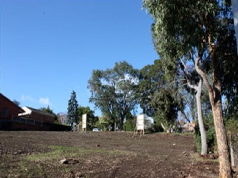 1/4 (Lot 13) Chesterfield Court, Newtown VIC 3220