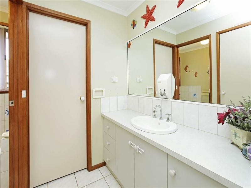 21 Lino Court, Whittington VIC 3219