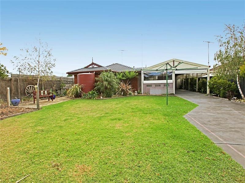 21 Lino Court, Whittington VIC 3219