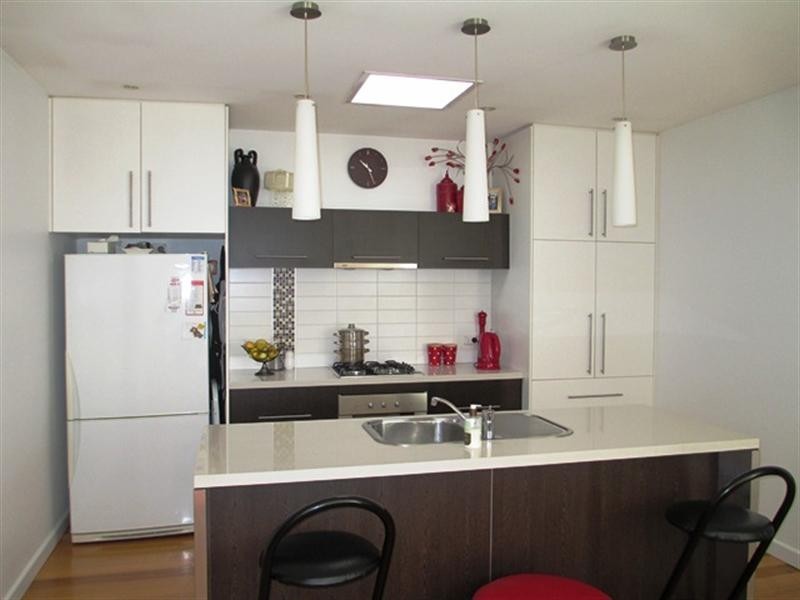 8 Pizer Street, Geelong West VIC 3218