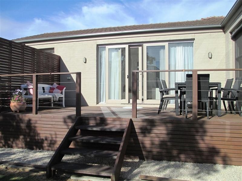 8 Pizer Street, Geelong West VIC 3218