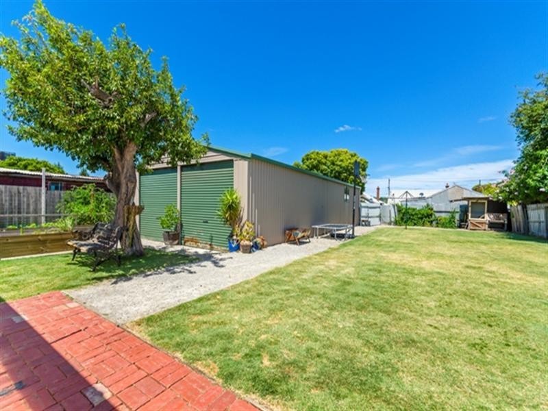 205 Hope Street, Geelong West VIC 3218