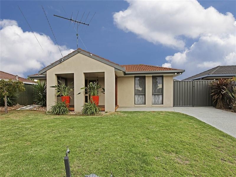 15 Aldershot Road, St Albans Park VIC 3219