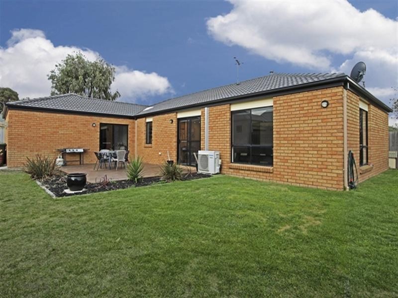 99 Bickford Road, Grovedale VIC 3216