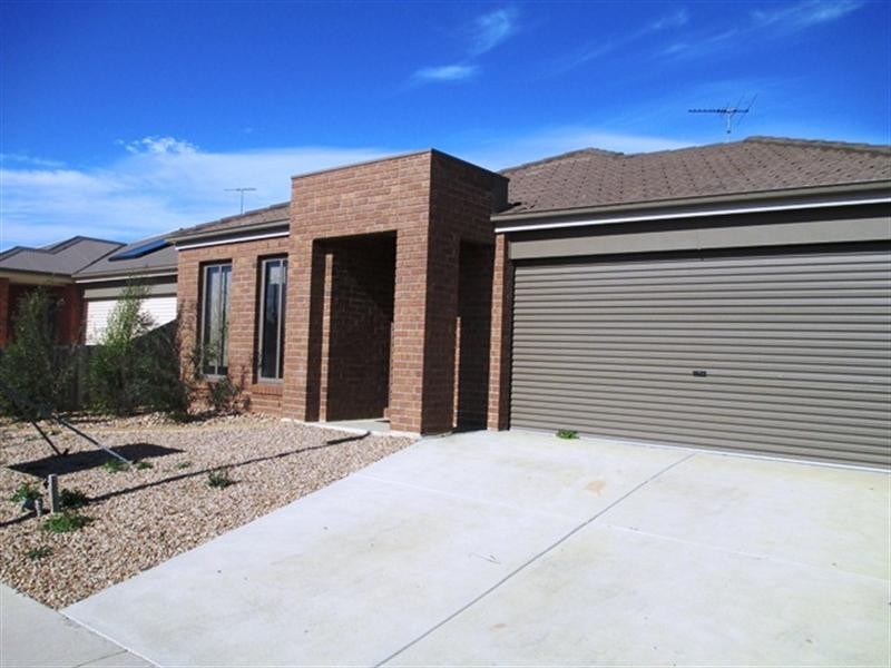 9 Speranza Court, Marshall VIC 3216