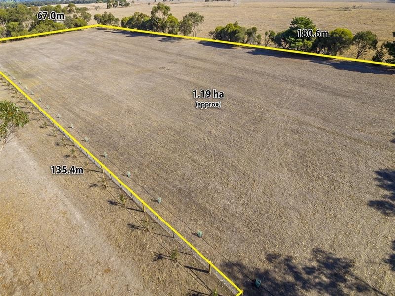 19 Kalkarra Crescent, Mount Duneed VIC 3216