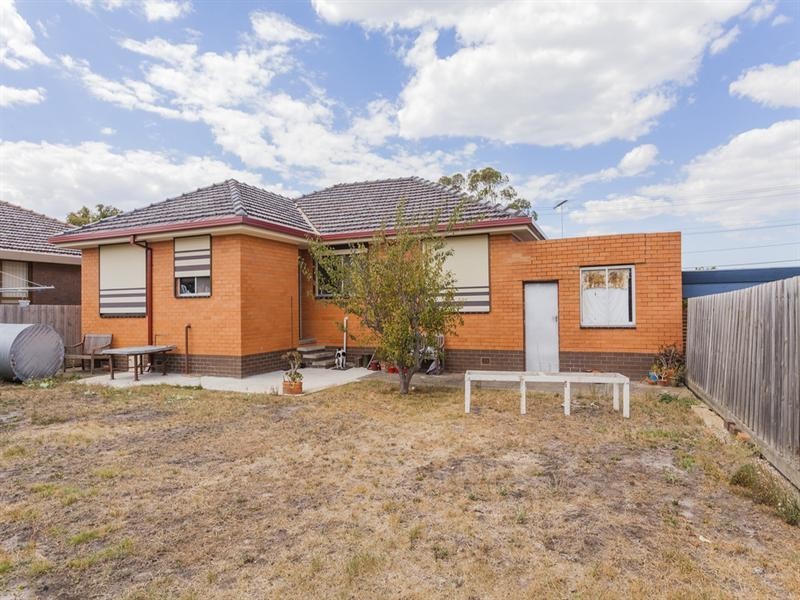 120 Sladen Street, Hamlyn Heights VIC 3215