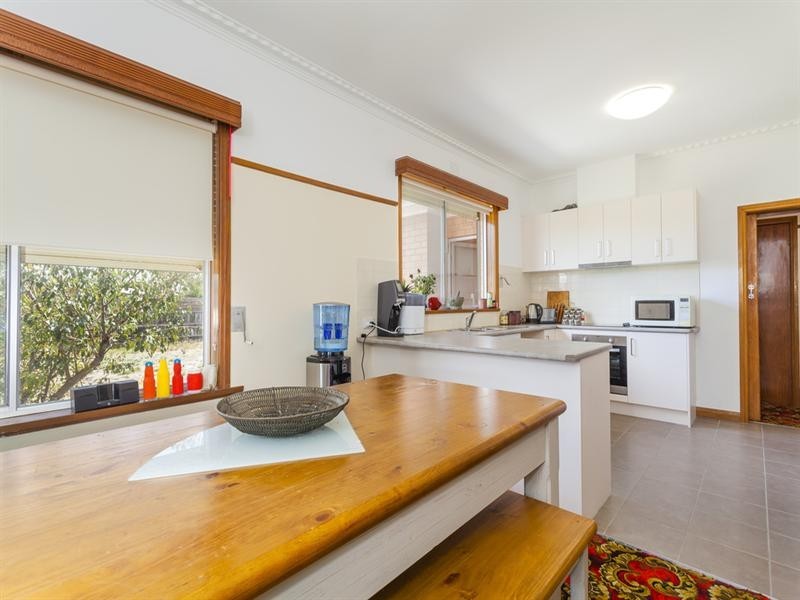 120 Sladen Street, Hamlyn Heights VIC 3215