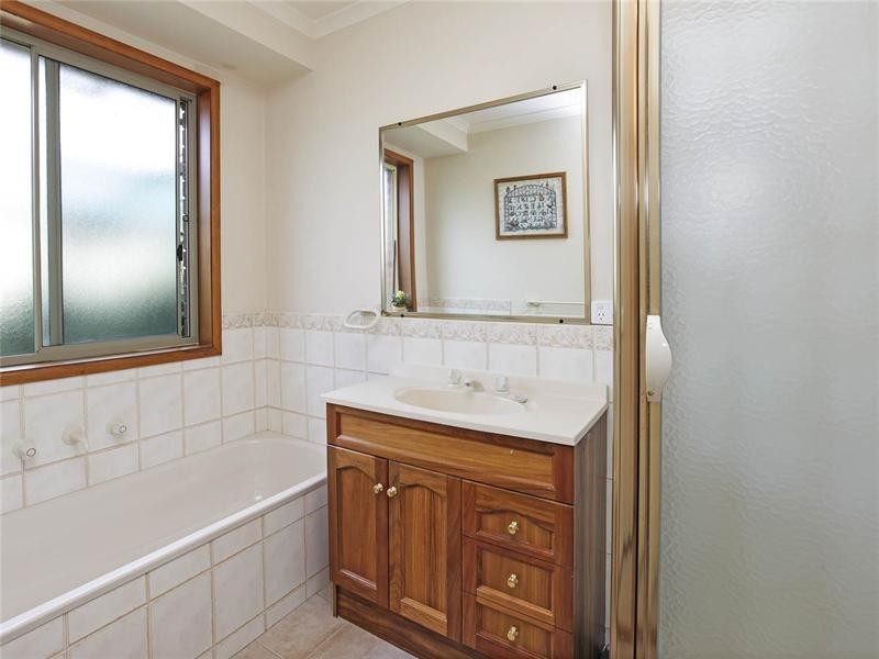 148 Kensington Road, Leopold VIC 3224