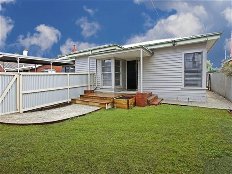 298 Autumn Street, Herne Hill VIC 3218