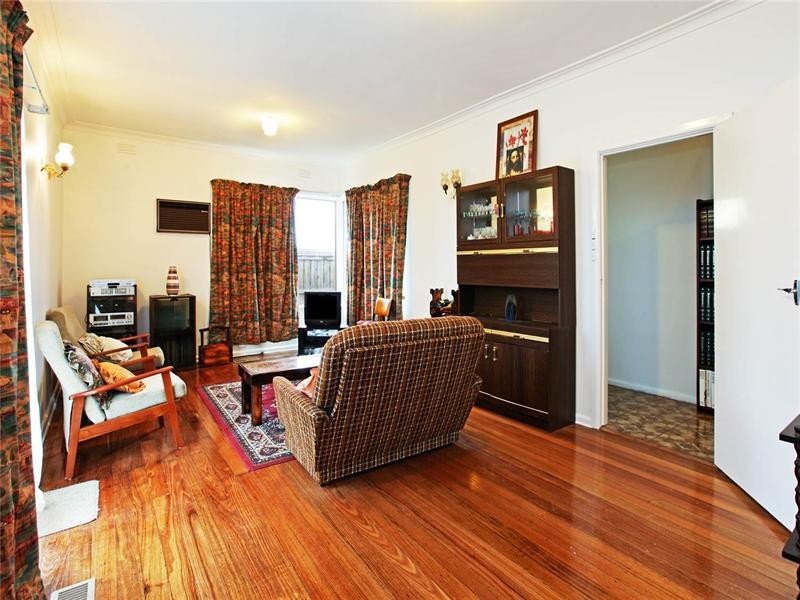 30 Walsh Grove, North Geelong VIC 3215