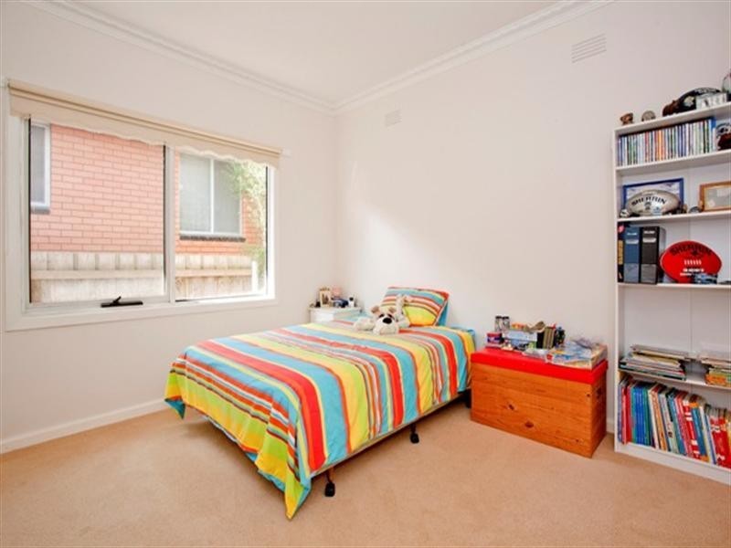 4 Maple Crescent, Bell Park VIC 3215