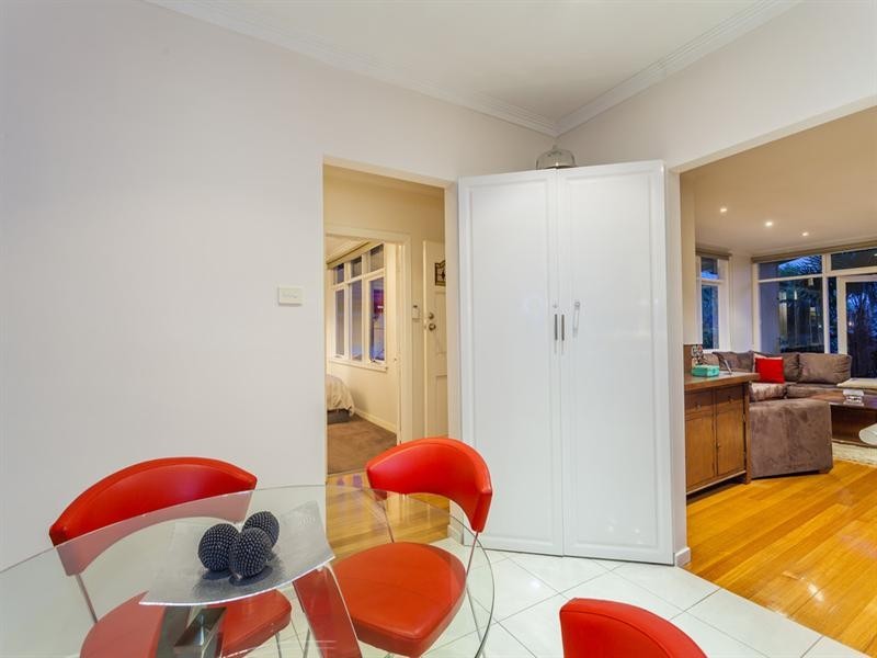 6 Cambra Road, Belmont VIC 3216