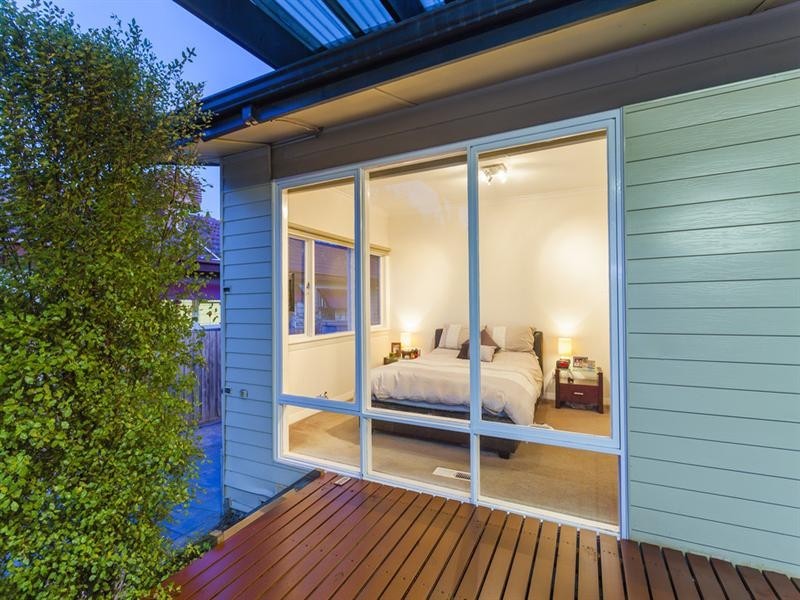 6 Cambra Road, Belmont VIC 3216