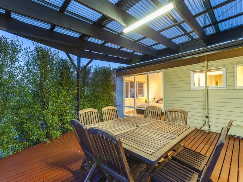 6 Cambra Road, Belmont VIC 3216