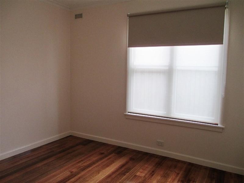 6 Graham Street, Hamlyn Heights VIC 3215