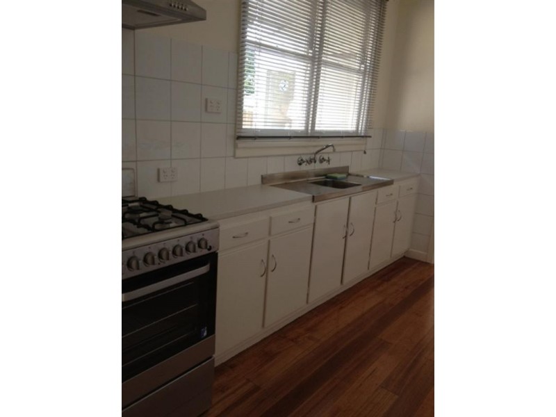 6 Graham Street, Hamlyn Heights VIC 3215