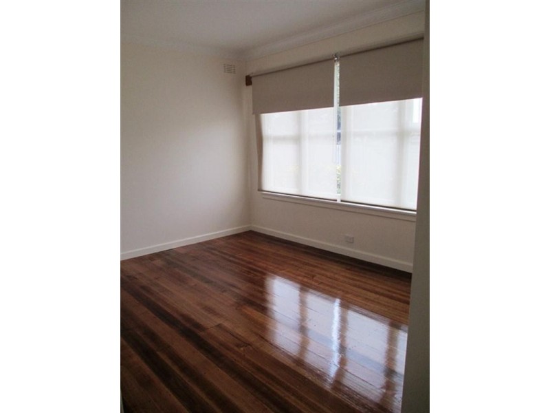 6 Graham Street, Hamlyn Heights VIC 3215