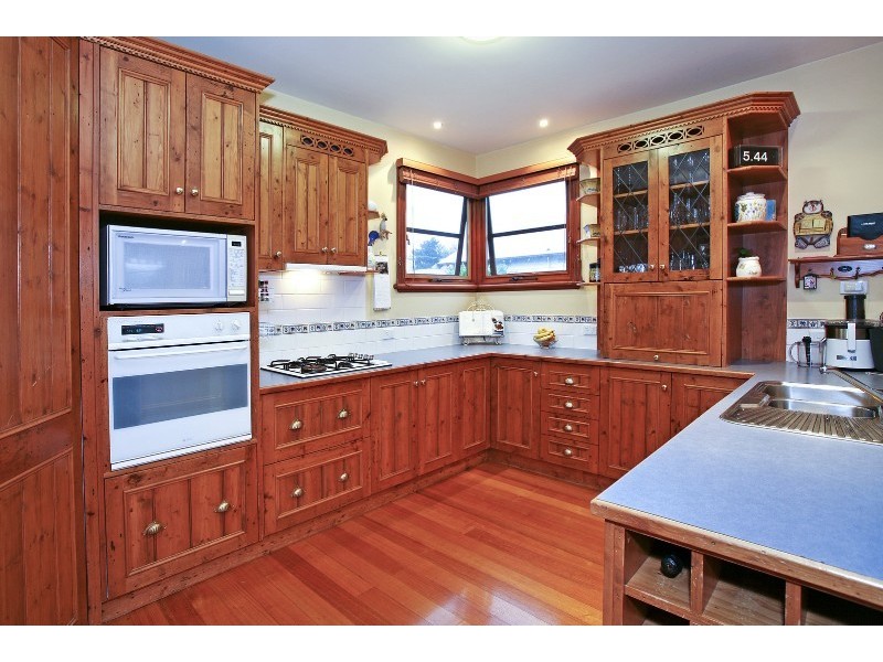 123-125 Weller Street, Geelong West VIC 3218