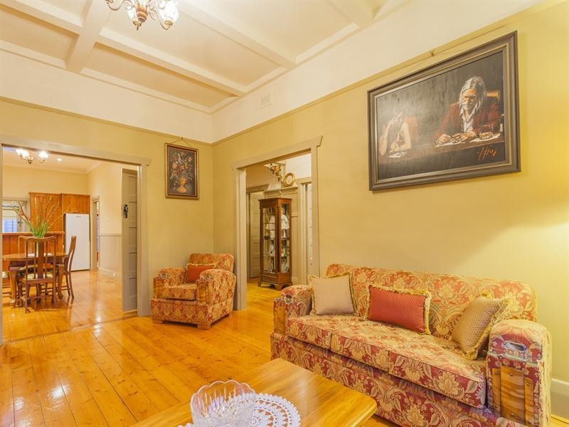 25 Bay Street, Rippleside VIC 3215