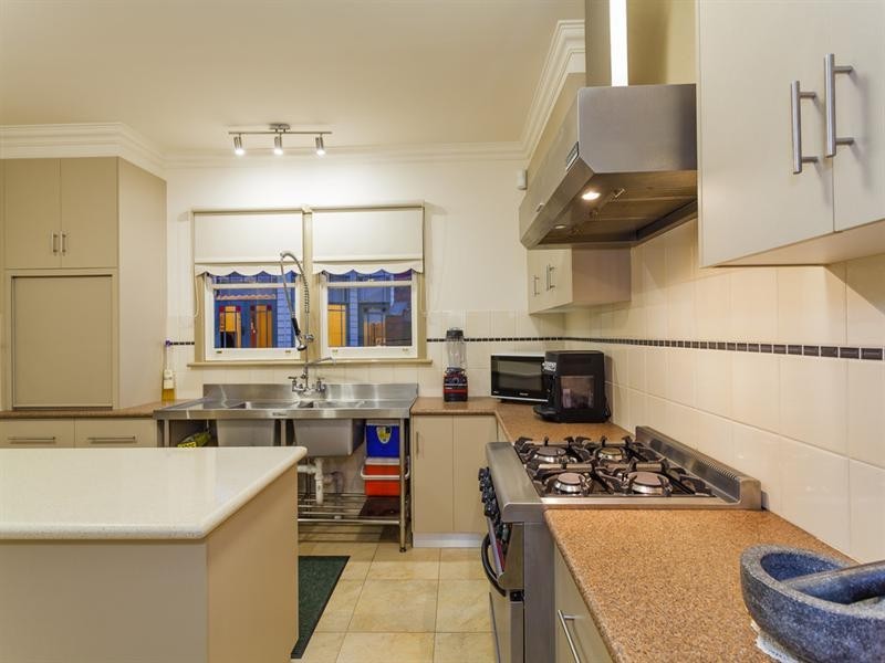 25 Bay Street, Rippleside VIC 3215