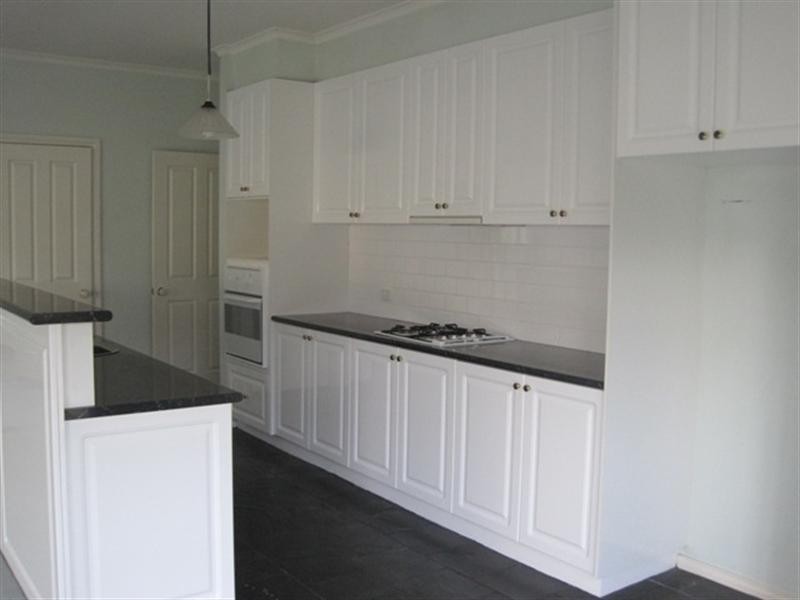 9 Sandtoft Court, Highton VIC 3216