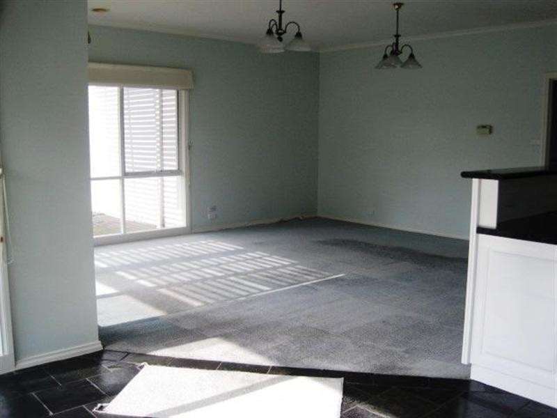 9 Sandtoft Court, Highton VIC 3216