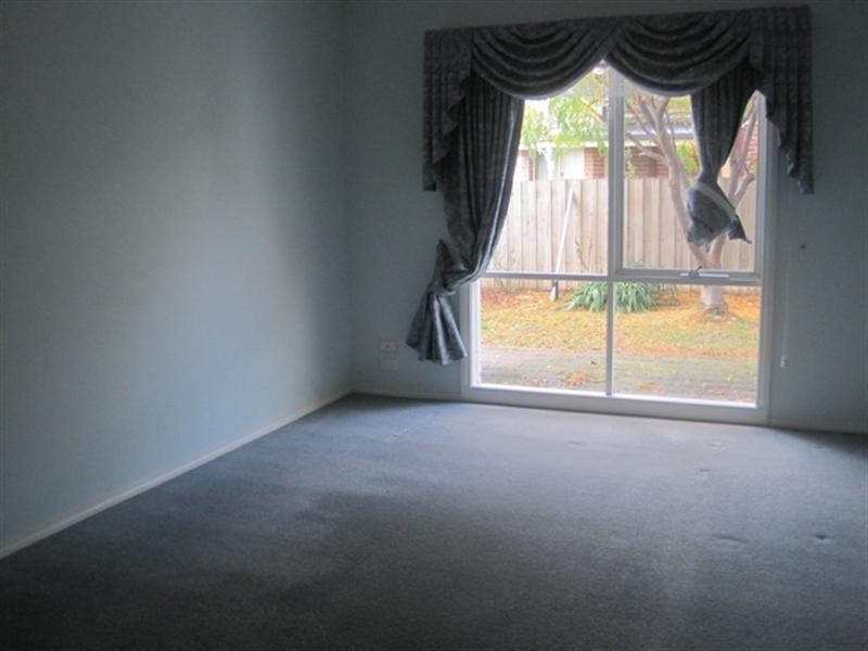 9 Sandtoft Court, Highton VIC 3216