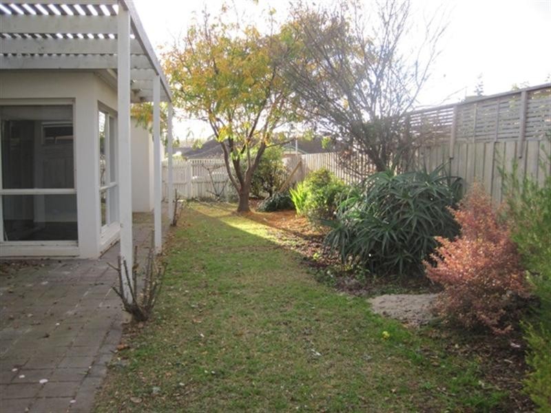 9 Sandtoft Court, Highton VIC 3216