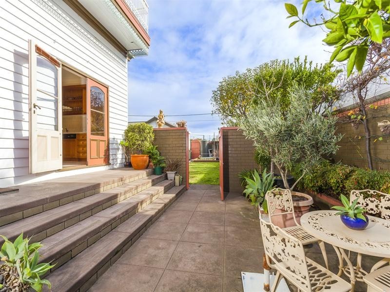 12 The Esplanade South, Geelong VIC 3220
