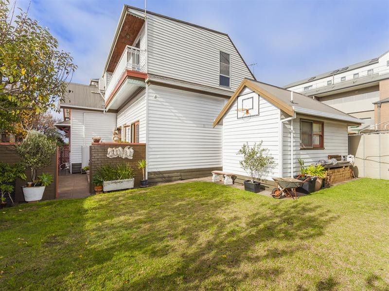12 The Esplanade South, Geelong VIC 3220