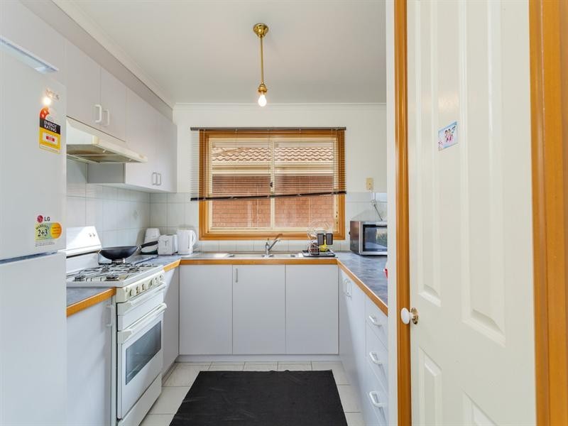 1/122 Church Street, Grovedale VIC 3216