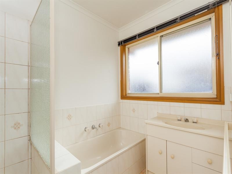 1/122 Church Street, Grovedale VIC 3216