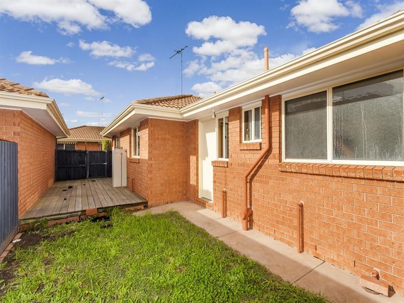 1/122 Church Street, Grovedale VIC 3216