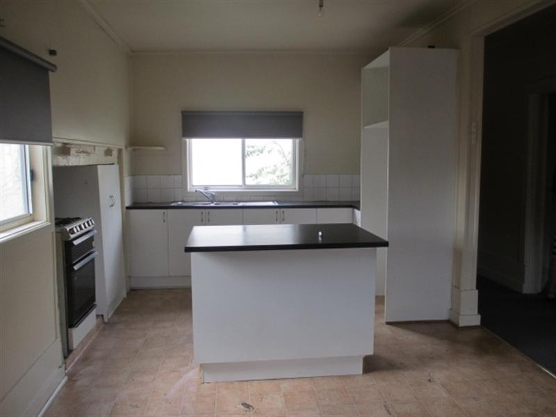 73 Fyans Street, South Geelong VIC 3220