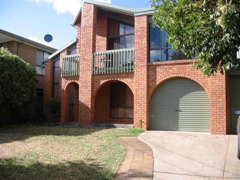 93 Newton Avenue, Bell Post Hill VIC 3215