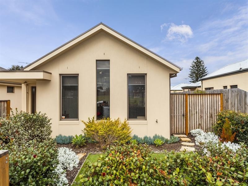 4/151-153 Hope Street, Geelong West VIC 3218