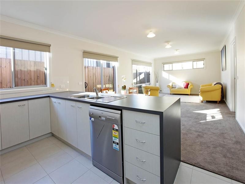 1/1 Falcon Street, Norlane VIC 3214