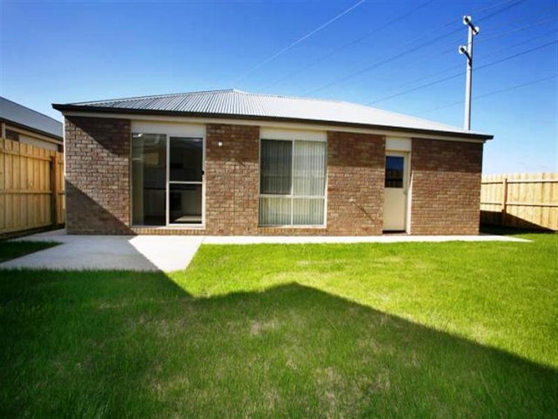 28 Hewitt Drive, Grovedale VIC 3216